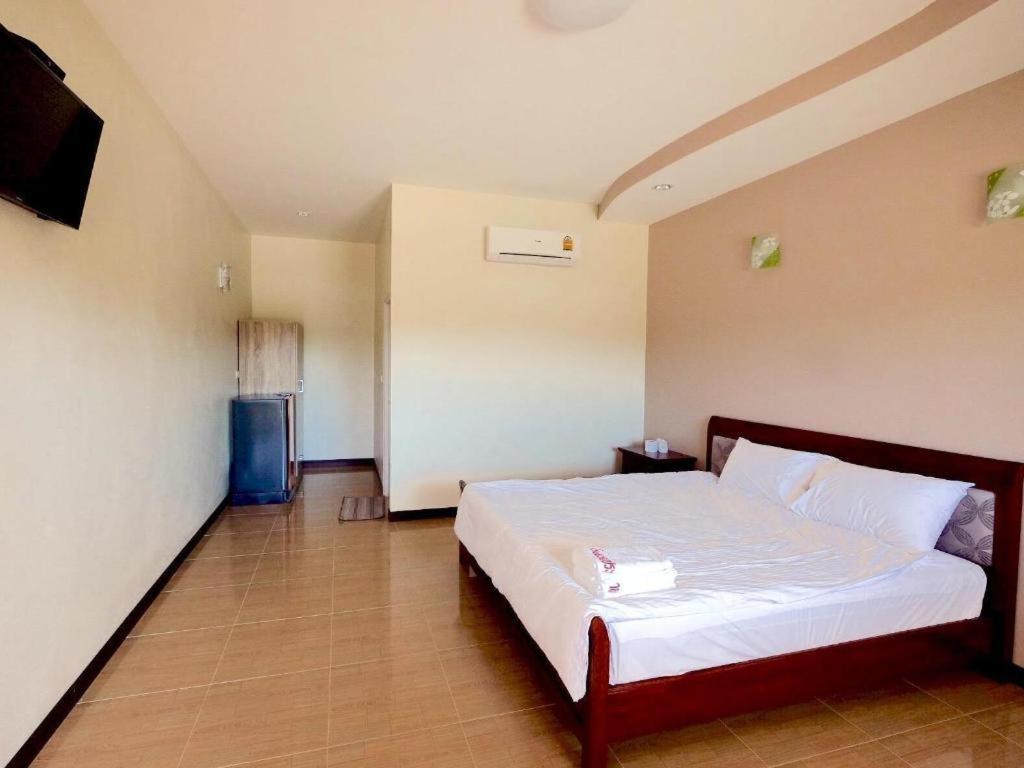 Prakaithong Hotel Amphö Szavangdendin Kültér fotó